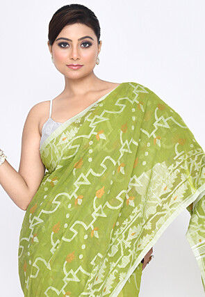 Handloom Cotton Jamdani Saree in Green