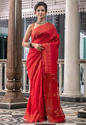 Handloom Jamdani Pure Matka Silk Saree in Red