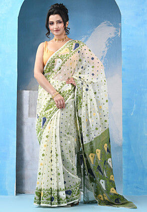 Handloom Pure Cotton Dhakai Jamdani Saree in Light Green