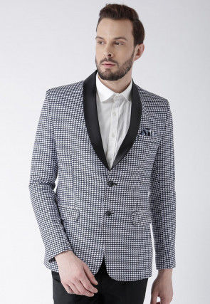 Houndstooth Printed Polyester Tuxedo in Black and White