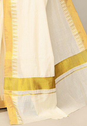 Kerala Kasavu Pure Cotton Saree in Off White