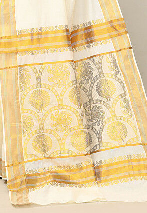 Kerala Kasavu Pure Cotton Saree in Off White