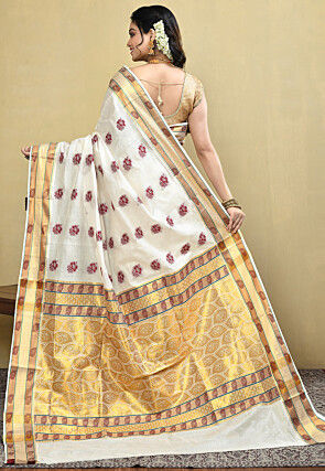 Kerela Kasavu Pure Cotton Saree in Off White