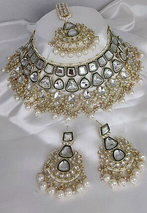 Kundan Choker Necklace Set
