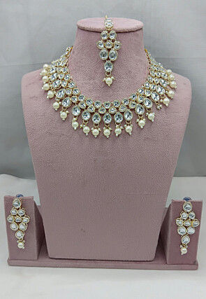 Kundan Choker Necklace Set