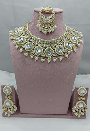 Kundan Choker Necklace Set