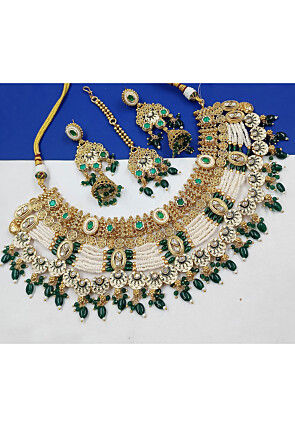 Kundan Choker Necklace Set