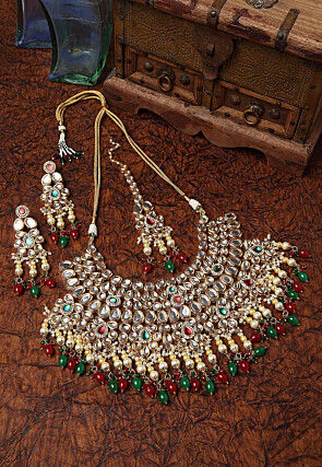 Kundan Choker Necklace Set
