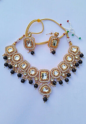 Kundan Choker Necklace Set
