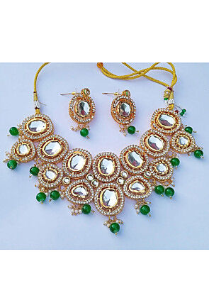 Kundan Choker Necklace Set