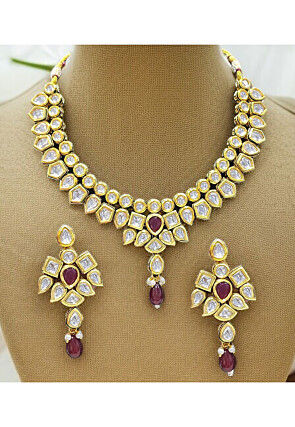 Kundan Choker Necklace Set