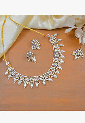 Kundan Choker Necklace Set