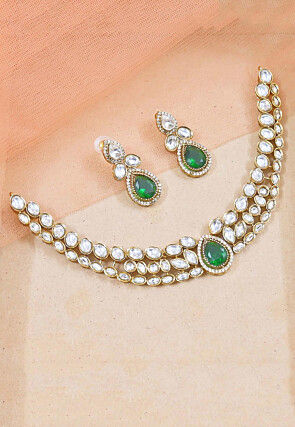 Kundan Choker Necklace Set