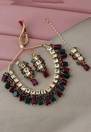Kundan Choker Necklace Set