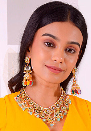 Kundan Choker Necklace Set