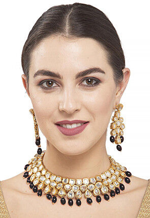 Kundan Choker Necklace Set