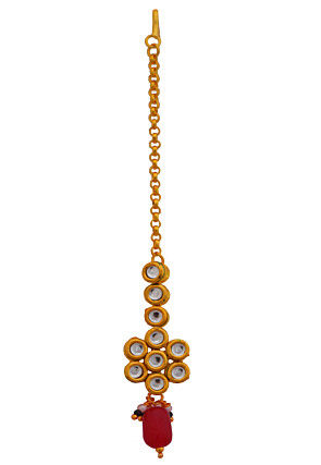 Kundan Maang Tikka