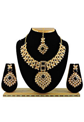 Kundan Necklace Set
