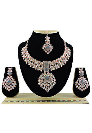 Kundan Necklace Set