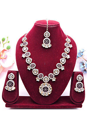 Kundan Necklace Set