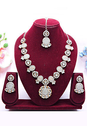 Kundan Necklace Set