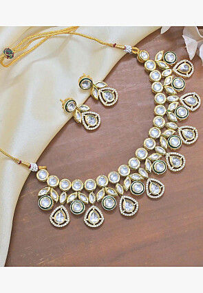 Kundan Necklace Set