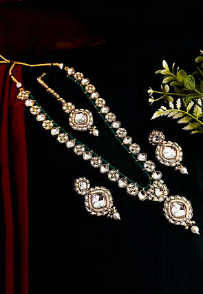 Kundan Necklace Set