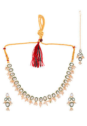 Kundan Necklace Set