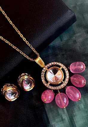 Kundan Pendant Set