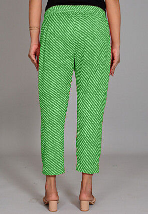 Leheriya Printed Cotton Pant in Green