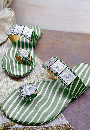 Leheriya Printed Georgette Kolhapuri in Dark Green