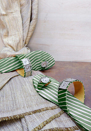 Leheriya Printed Georgette Kolhapuri in Dark Green