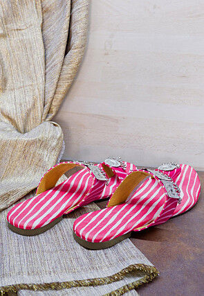 Leheriya Printed Georgette Kolhapuri in Pink