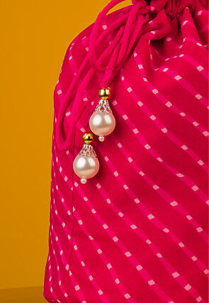 Leheriya Printed Georgette Potli Bag in Fuchsia