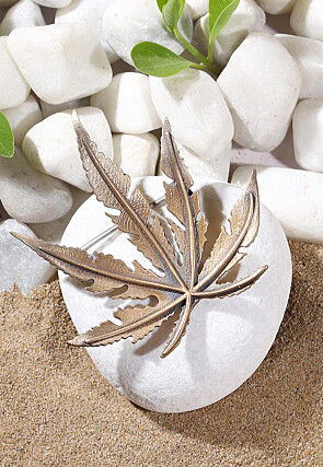 Majestic Maple Metallic Brooch