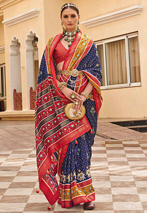 Bhelpuri Light Purple Banarasi Patola Silk Woven Saree with Blouse Piece |  Saree blouse designs, Stylish sarees, Designer saree blouse patterns