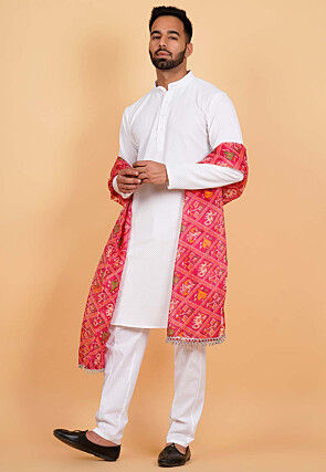 Patola Printed Kota Silk Men Dupatta in Fuchsia