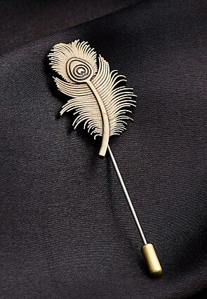 Peacock Grace Metallic Lapel Pin