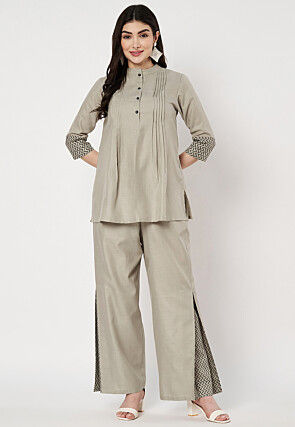 Pintucks Cotton Top in Light Grey