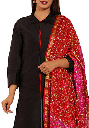 Plain Taffeta Silk Straight Suit in Black