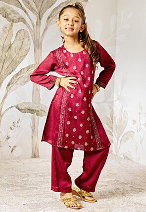 Printed Art Silk Straight Kurta in Fuchsia