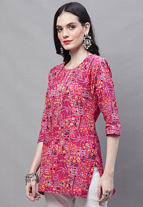 Printed Cotton Straight Kurti in Pink