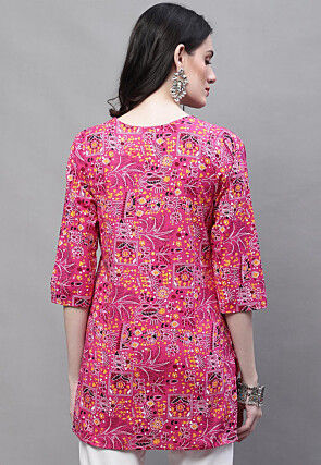 Printed Cotton Straight Kurti in Pink