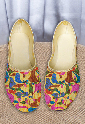 Printed Cotton Women Jutti in Multicolor