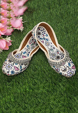 Printed Cotton Women Jutti in White