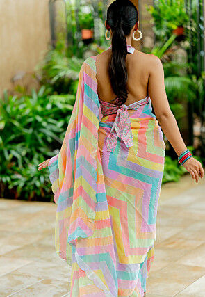 Printed Georgette Scalloped Saree in Multicolor