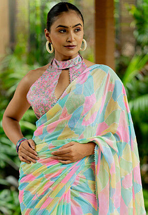 Printed Georgette Scalloped Saree in Multicolor
