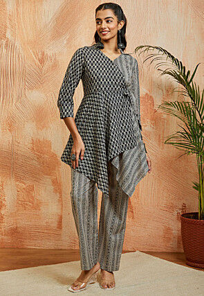 Printed Pure Cotton Asymmetric Co Ord Set in Black and Grey