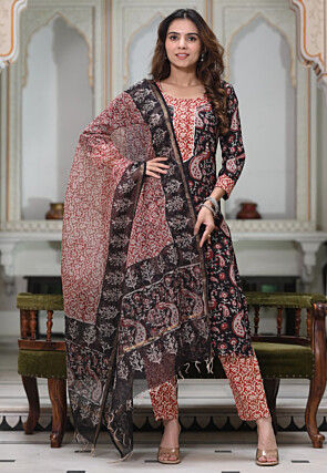 Printed Pure Cotton Pakistani Suit in Black