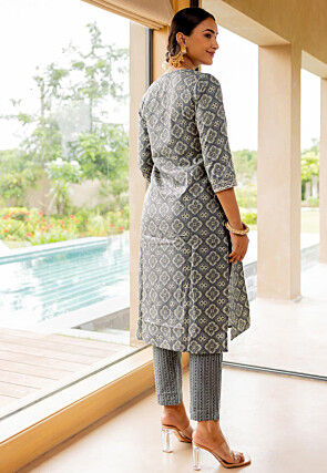 Printed Pure Cotton Pakistani Suit in Grey